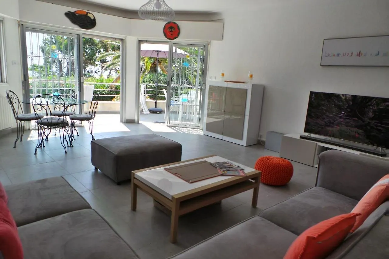 Lou Mazett 2465 Villa Les Issambres France